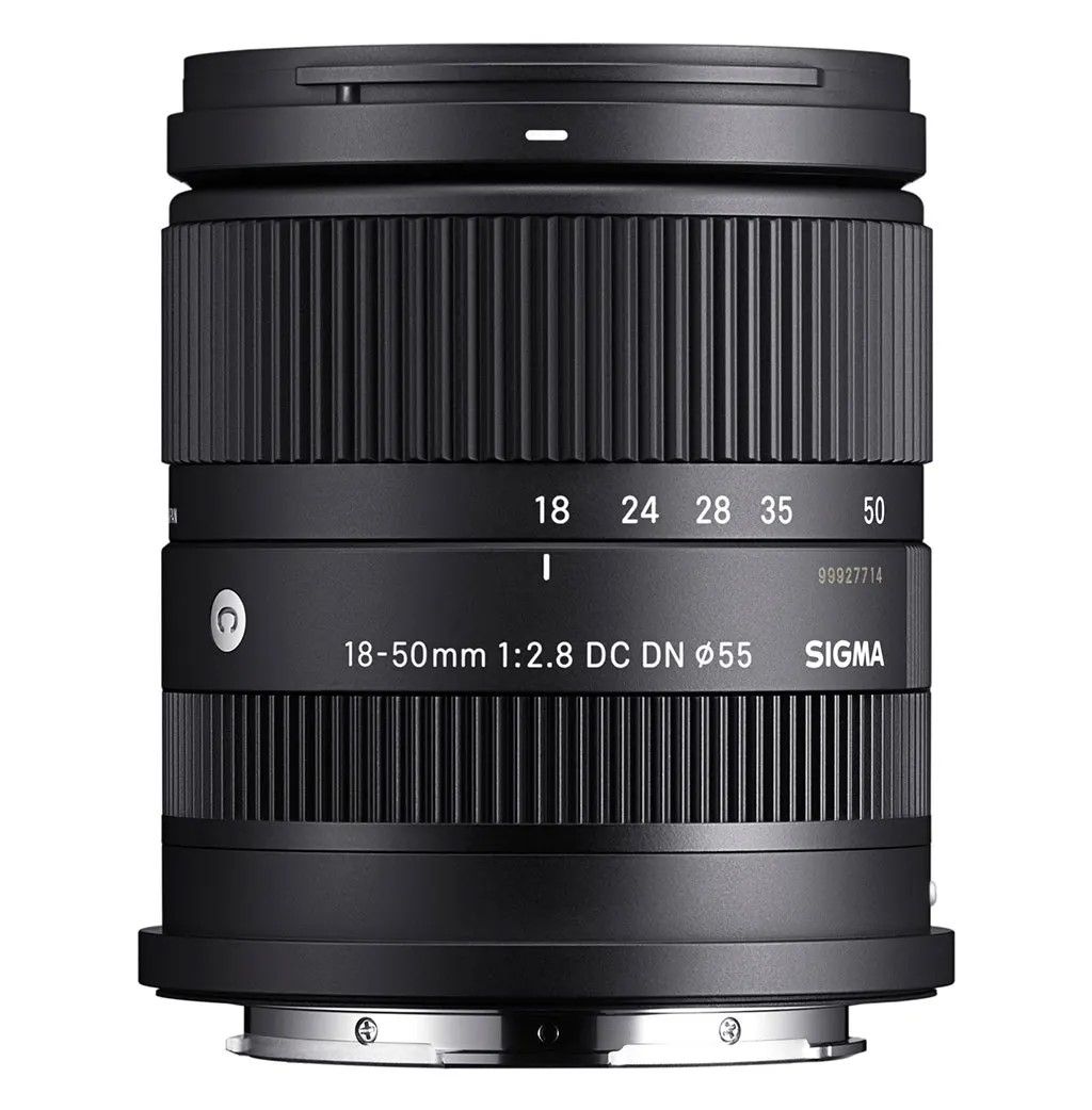 Sigma 18-50mm f/2.8 DC DN Contemporary L-Mount Lens - Black