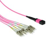 ACT RL7843 3 mètre Câble de brassage à éventail multimode 50/125 OM4 1 x MTP femelle - 4 x LC duplex 8 fibres