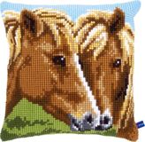 Vervaco Kruissteekkussen kit - Bruine paarden - 40 x 40 cm