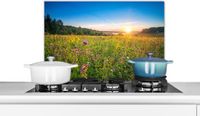 KitchenYeah Spatscherm keuken 70x50 cm - Zon - Gras - Bloemen - Aluminium