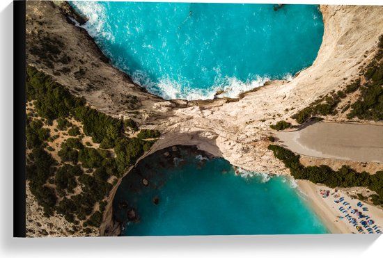 Merkloos / Sans marque Canvas Schilderij - Mediteraanse Cliffs - 60x40 cm - Blauw/Beige/Groen - Landelijk