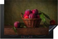 Merkloos KitchenYeah® Inductie beschermer 81.6x52.7 cm - Mand - Pruim - Roze - Rustiek - Fruit - Stilleven - Inductie kookplaat accessoire