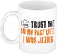 Bellatio Decorations Bellatio Decoration Cadeau koffie/thee mok - trust me I was Jezus - oranje - keramiek - 300 ml