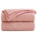 Longhui bedding Gebreide deken voor bank, zacht, comfortabel, machinewasbaar, 100% katoen, gebreide deken voor bank, zwaar, 1,3 kg gewicht, roze en wit, waszak inbegrepen