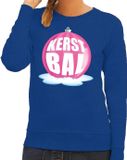 Bellatio Decorations Shoppartners Bv Foute kersttrui kerstbal roze op blauwe sweater voor dames - kersttruien XS