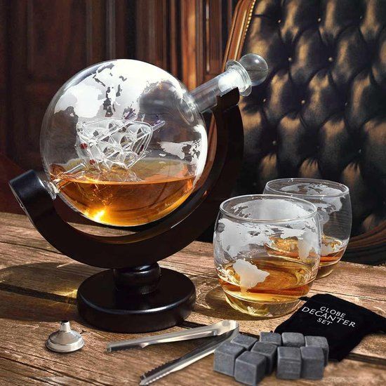 MikaMax Globe Whiskey Decanter Set - 900 ML - Includes 2 Whiskey Glasses and Whiskey Stones - Brown