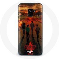 Maniacase Hoesje voor Samsung Galaxy A8 Plus Stranger Things Seizoen 4 Poster Art New Theory Crew
