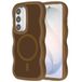 Selencia Wavy Case - Golvend Hoesje geschikt voor Samsung Galaxy S26 - Mocha Brown
