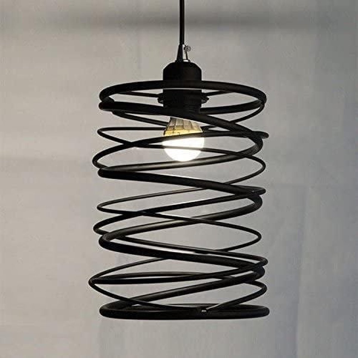 Groenovatie Spring Industrieel Design Hanglamp - E27 Fitting - ø20x35cm - Messing / Zwart