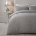 Serene - Zilver Wafel Dekbedovertrek - Dubbel Beddengoed Maat (200 x 200cm) - Soft Touch - Luxe Beddengoed - Rastpatroon Geweven Dekbedovertrek in Zilver - Vierkant Puckered Beddengoed - Lindly