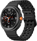 Strap-it Ocean siliconen bandje met gespsluiting geschikt voor Samsung Galaxy Watch 9 (40/44mm) / Watch 8 (40/44mm) / 8 Classic (46mm) - zwart