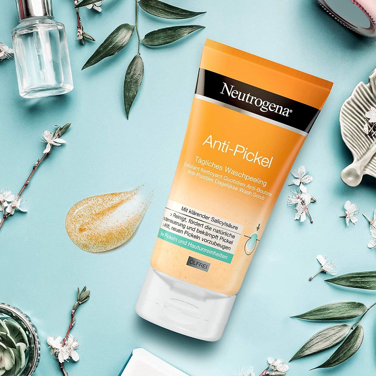 Neutrogena Visibly Clear Anti-Spot Daily Wash Scrub - Gezichtspeeling 150ml