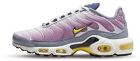 Nike Air Max Plus Violet Dust High Voltage (Women's) - Maat 35.5