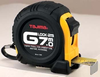 Tajima 4781515 maatbeker, 7 m x 25 mm, zwart