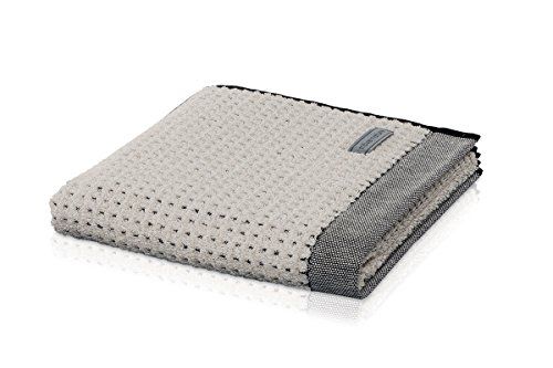 Möve Eden handdoek gestructureerde piquée 50 x 100 cm natur/zwart