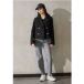 Trench-coat court