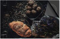 Dietrix Inductie Beschermer 78x52 - Food - Croissant op donker