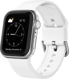 By Qubix - Soft siliconen bandje met gespsluiting - Wit - Geschikt voor Apple Watch 38mm / 40mm / 41mm / 42mm