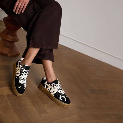 Manfield Leren Sneakers met Ponyhair en Koeienprint Zwart/Wit
