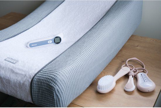 Béaba 3-delige Baby Verzorgingsset op Ring – Badthermometer, Nagelknipper & Kapset – Compact & Praktisch – Oudroze