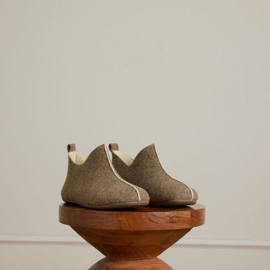 Manfield Heren Taupe Pantoffels Maat 46