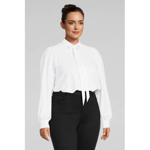 Plus Basics blouse van travelstof wit
