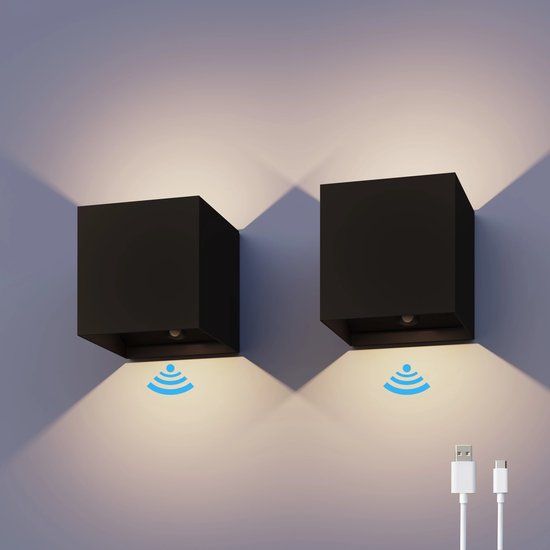 Calex Oplaadbare Wandlamp Kubus - 2 Stuks - Up & Down Tuinverlichting - Modern Design - Warm Wit Licht - Voor Binnen en Buiten - Waterdicht - Eenvoudige Installatie - Draadloos - USB-C Oplaadbaar - Bewegingssensor - Zwart