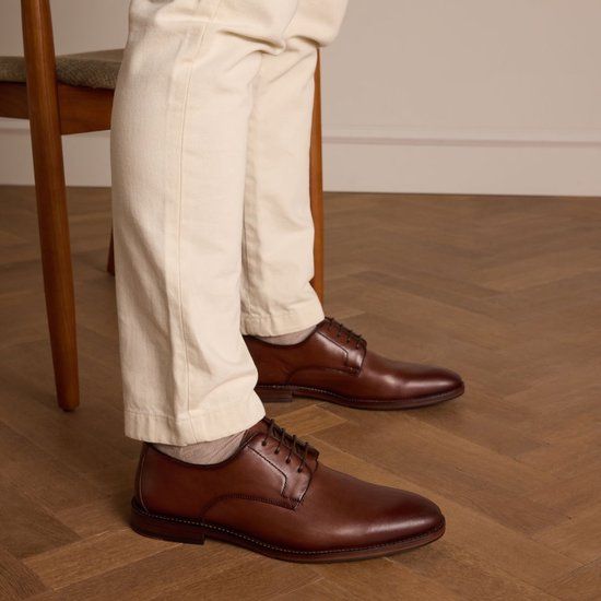 Manfield Cognac leren veterschoenen Maat 40