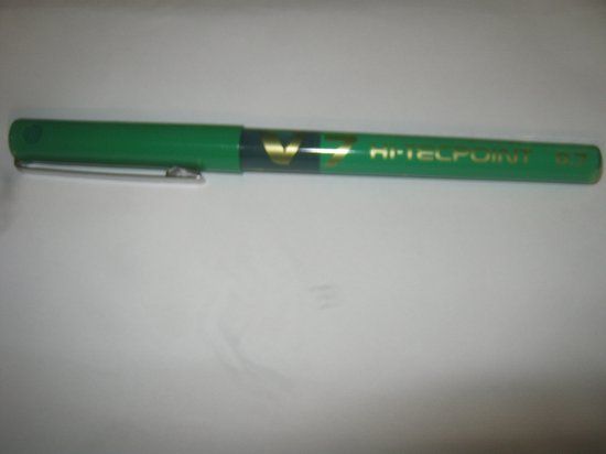 Pilot V7 Rollerball Pen - Green - 0.5 mm - Pack of 12