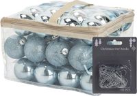 Cosy&Trendy Koopman International Kerstballen - 48x st - ijsblauw - 6 cm - kunststof - met kerstbalhaakjes zilver
