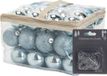Cosy&Trendy Koopman International Kerstballen - 48x st - ijsblauw - 6 cm - kunststof - met kerstbalhaakjes zilver
