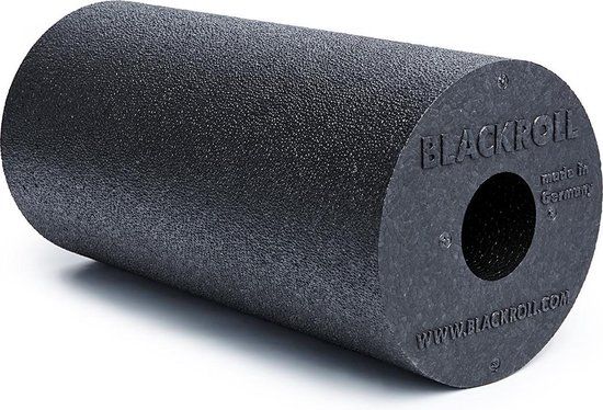 BLACKROLL® STANDARD Fasciarol (30 x 15 cm), fitnessrol voor zelfmassage van rug en benen, effectieve massagerol voor functionele training, gemiddelde hardheid, Made in Germany, zwart
