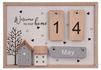 Merkloos Houten Kalender met Hart Motieven - Duurzaam en Rustiek
