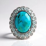 Cavill - Zilveren ring met blauwe Kingman Mohave turkoois ovaal cabochon 5,994 ct - 925 sterling zilver - topaas pavé - elegante damesring