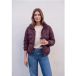 Veste courte à col montant et motif matelassé