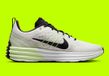 Nike Lunar Roam "Barely Volt" - Maat 44