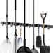Volcan Porte-balai - Système de suspension pour balai Outils de jardin - 5 supports 6 crochets - Adhésif 3M - Porte-outils - Acier inoxydable Noir