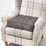Homescapes Comfortabel fauteuilkussen met velours hoes - zitkussen taupegrijs, 50 x 50 cm