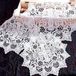 Sans marque Sous-verres - Dentelle - Rond - Forme de fleur - Mat - Set de table - Crocheté - Salle à manger - Cuisine - Banquet - Mariage - Décoration - 40 cm - Convient pour Campanula - 4 pièces
