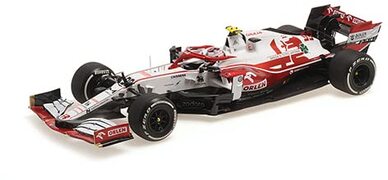 MINICHAMPS 117212399 - Alf. Rome. C41 Antonio Giovinazzi Final Race Abu Dhabi GP 2021 - schaal 1/18 - verzamelstuk