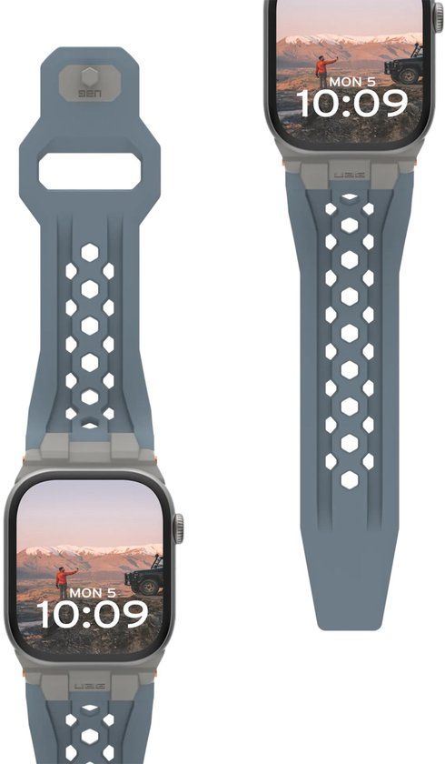 UAG Monarch Siliconenbandje voor de Apple Watch | 44/45/46/49 mm - Cloud Blue/Titanium