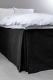 Jotex Colour bedhoes, 100% hoogwaardig biologisch katoen, bedrok, hoogte 60 cm, zwart, 160 x 200 cm