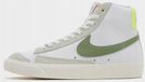 Nike Sneaker FJ4740100 Weiß mit Schnürung, Obermaterial Textil und Gummi