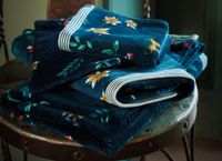 PIP Studio Les Fleurs gastendoekje dark blue 30x50 cm
