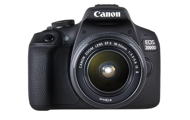 Canon 2000D + EF-S 18-55mm f/3.5-5.6 IS II + EF 75-300mm f/4-5.6 III
