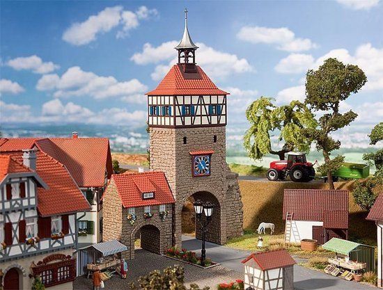 Faller - Stadspoort met poorthuis - Schaal H0