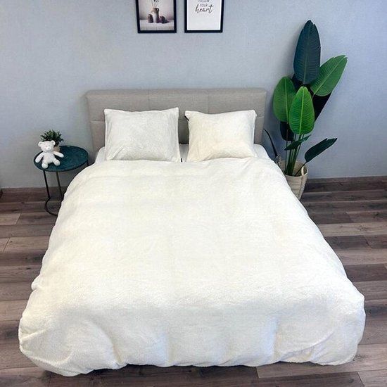 Teddy Dekbedovertrek Fluffy Fleece Wit 200x200/220 cm + 2 Kussenslopen