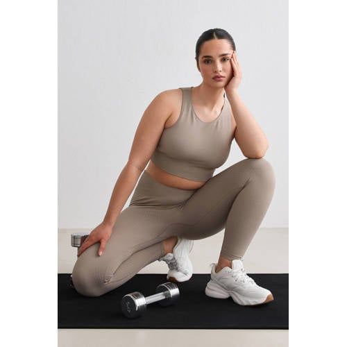 Aim'n Sporttop donkerbeige