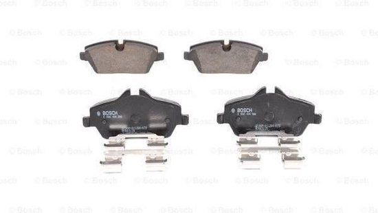 Bosch 0986494588 Jeu de 4 plaquettes de frein à disque d'origine