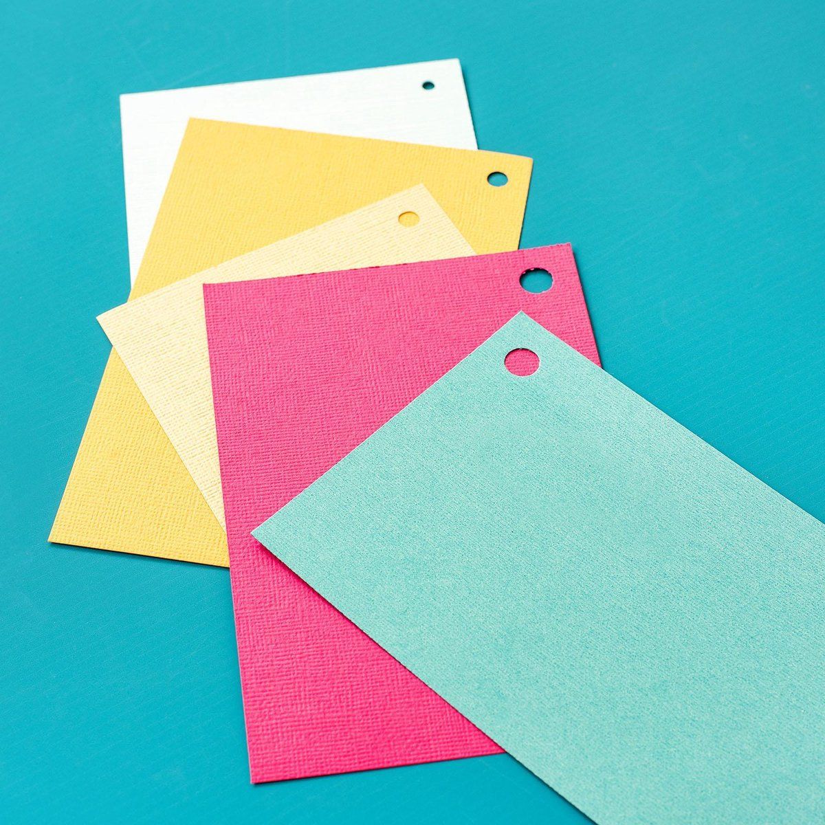 We R Memory Keepers - Crop-A-Dile Multi Hole Punch - 633356600947